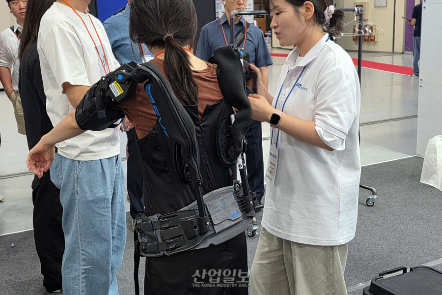 “반복 작업에도 부상 방지”… 근골격계 질환 막는 웨어러블 로봇