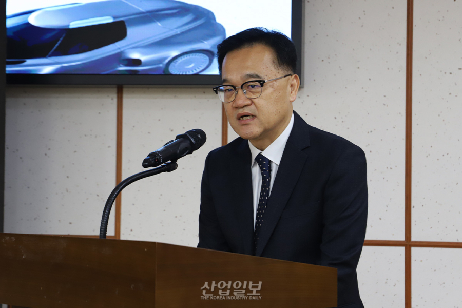 자율주행 시대 도로교통법, ‘운전자’에서 ‘운행 관리’ 중심으로 전환해야