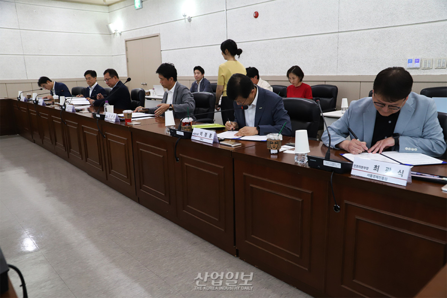 [포토뉴스] “코엑스 공사 중에도 전시회는 계속된다”… 전시업계 민·관 상생 맞손