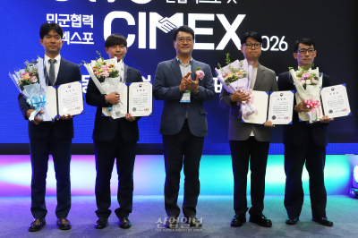 [포토뉴스] 무인이동체 기술혁신 주역, ‘UWC X CIMEX 2026’서 정부 포상