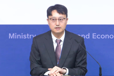 한국 경제, 수출 호조 속 고유가·취약계층 고용여건 부담 지속