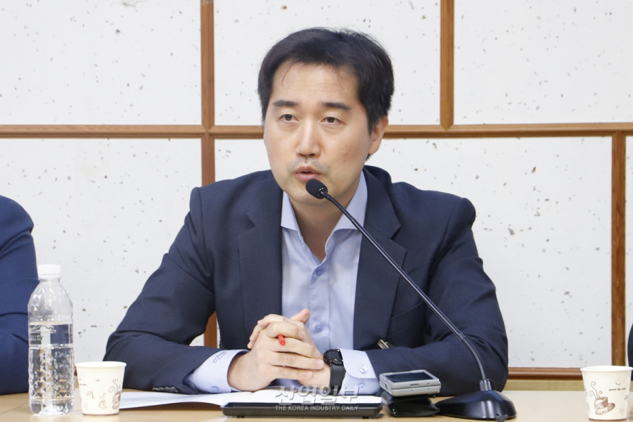 정부 “반도체 투자, 재투자 선순환으로 유도”