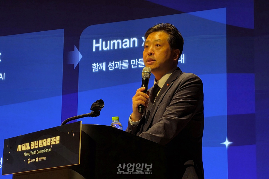 “초급 실무는 AI가”…청년 ‘학습 구간’ 사라진 노동시장, 시장 실패 경고