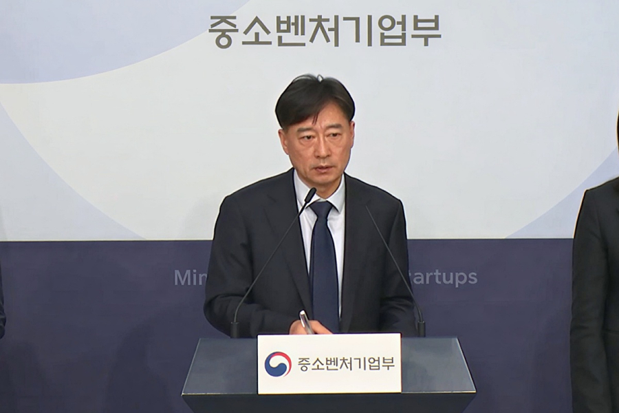 중기부, 스마트제조혁신에 5조 원 이상 투입…중소기업 AI 도입률 10%로